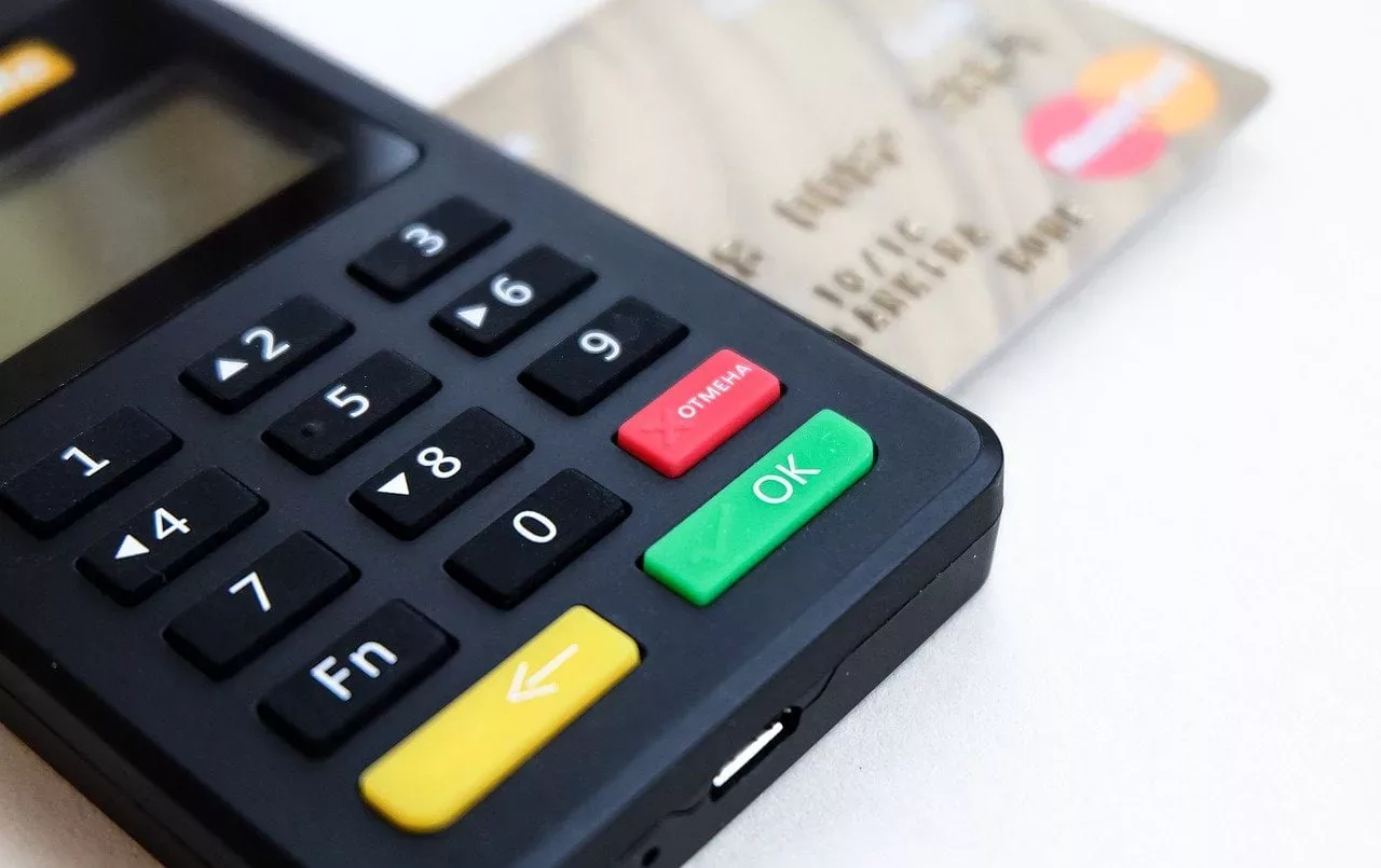 taking-payments card reader, taking payments, The Online Garden